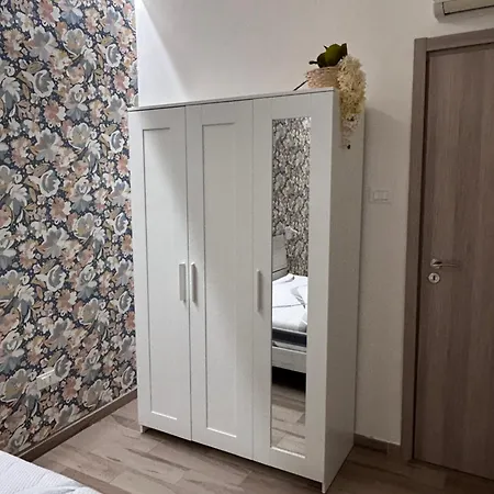 Apartment Regina Elena *